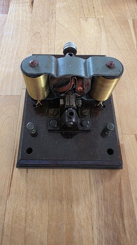 Antikes modell dynamo - modell,